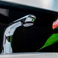 Robinet de lavabo mural intelligent sans contact à économie d'eau, à un seul trou, en laiton, avec capteur automatique, chromé