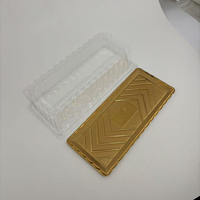 Grande boîte à gâteau rectangulaire en PET, boîte d'emballage alimentaire transparente dorée recyclable, logo personnalisé pour les toasts, les pâtisseries, les desserts