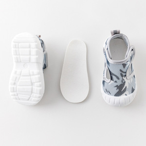 รองเท้าแตะเด็กแบบสวม Unisex สำหรับฤดูร้อน เด็กวัยหัดเดิน 1-3 ปี กันลื่น พื้นนุ่ม ระบายอากาศได้ดี กันน้ำ แบบสวมครึ่งน่อง - Product Image 4