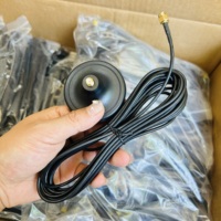 Antenne de voiture magnétique externe multi-bandes 2G 3G 4G LTE 5G à gain élevé 12dBi verticale intérieure pour camions