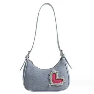 Moda çanta kadın tasarımcı Denim mavi bayan kalp şekli Denim kakma kristal boncuklar çanta