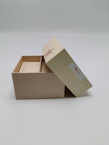 กล่องกระดาษลูกฟูกหนา2มม. เป็นมิตรกับสิ่งแวดล้อมกล่องกระดาษแข็งแข็งมีฝาปิดและฐานเคลือบด้านอุปกรณ์เสริมโฟม EVA - Product Image 3