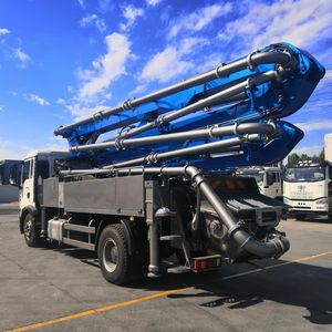 JIUHE Chine Meilleur Prix Matériel de Construction Pompe à Béton Compacte 25m 30m Camion Pompe à Béton - Product Image 2
