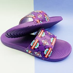 รองเท้าแตะแบบสไลด์รองเท้าแตะสำหรับผู้ชายรองเท้าแตะผู้หญิงสำหรับเจ้าสาวผ้าขนแกะหรูหราโลโก้ออกแบบได้ตามต้องการ - Product Image 2