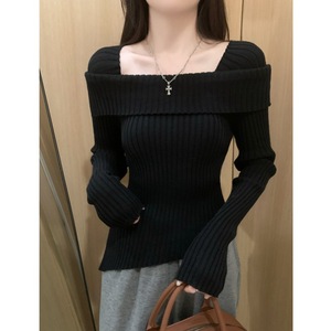 Suéter Feminino de Um Ombro Só, Novo, Vermelho, Slim Fit, Curto, de Tricô, com Barra Justa, Estilo Lolita, em Poliéster Viscose, para Outono Inverno - Product Image 3