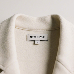 Étiquettes tissées en gros pour vêtements, étiquettes de taille personnalisées avec <span class=keywords><strong>logo</strong></span>, en satin <span class=keywords><strong>et</strong></span> taffetas haute densité, à plier <span class=keywords><strong>et</strong></span> à coudre - Product Image 4