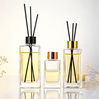 Bouteille diffuseur carrée en verre vide pour bâtonnets d'aromathérapie personnalisés