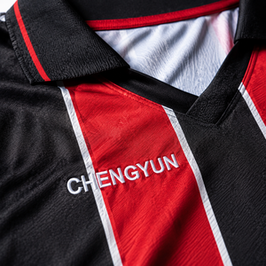 <span class=keywords><strong>Maillot</strong></span> <span class=keywords><strong>de</strong></span> football rétro classique <span class=keywords><strong>personnalisé</strong></span> avec impression numérique sur mesure pour les clubs professionnels - Product Image 4