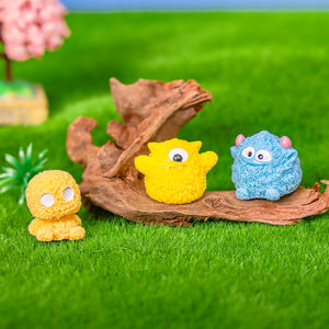 Tendenza 2026: Piccolo Mostro Goth Pastello, Ciondoli in Resina Luminosi a Forma di Caramella, Decorazione per Sala Giochi che si Illumina al Buio - Product Image 4