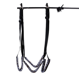 Couple flirtant sur une balançoire, balançoire sexy pour femmes, SM adulte, amour, peut inclure un cadre en fer - Product Image 5