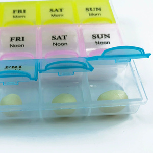 Wholesale Stock Plastic Product Color 7 Day Pill Organizer <b>Small</b> 28 <b>Cases</b> Weekly Boxes - Product Image 3