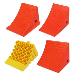Triangle voiture roue <span class=keywords><strong>cale</strong></span> forte charge portant PU Portable bouchon anti-dérapant véhicule Parking voiture roue cales - Product Image 2