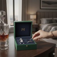 Boîte à bijoux de luxe vert forêt avec logo en feuille d'or pour la présentation de colliers et de bagues haut de gamme, ensemble de boîtes de présentation