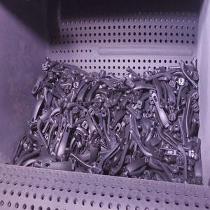 Machine de sablage à chenilles en caoutchouc, adaptée au nettoyage de petits pièces telles que les boulons, les écrous, les ressorts - Product Image 6