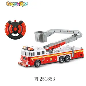 Brinquedo do caminhão de motor de fogo rc plástico, controle fácil e função de som e luz 2.4g com aferição de aço inoxidável