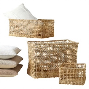 Natural Water Hyacinth Woven <b>Box</b> with Lid for Home Organization - Product Image 1