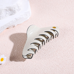 Acetate Hair <b>Clip</b> 13 Cm Gripper For Women Daily Use With Retro Design - Product Image 3