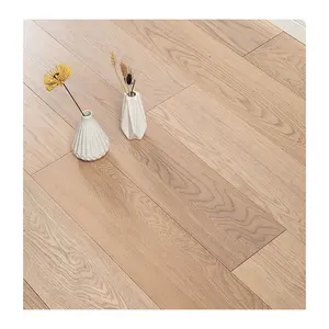 Vinyle de bois dur gratté à la main ingénieur chêne blanc plancher d'hickory préfini plancher de bois d'ingénierie multicouche