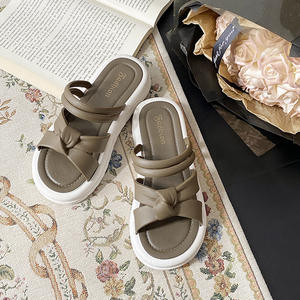 Fashionable Versatile Soft Soled <b>Beach</b> Shoes <b>For</b> Outerwear Paired With Casual Flat <b>Slippers</b> <b>For</b> <b>Women</b> - Product Image 3