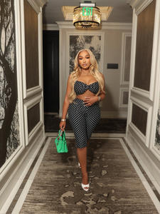 PEEQI K25L1219 Nuovo Set Due Pezzi da <span class=keywords><strong>Donna</strong></span> all'Ingrosso, Completo Moda con Stampa a Pois, Top <span class=keywords><strong>Sexy</strong></span> con Allacciatura al Collo e Pantaloni - Product Image 1