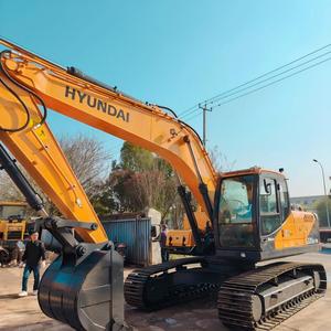 Excavadora de Ruedas Hyundai R220-9S: Potente Motor Cummins, Sistema Hidráulico Rexroth Preciso, Capacidad de 22 Toneladas. Evolución en Movimiento sobre el Terreno. - Product Image 5