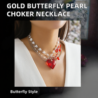 Collier ras du cou tendance en alliage plaqué or avec pendentif papillon et perles, orné de strass, style européen-américain, pour femme, idéal pour un anniversaire