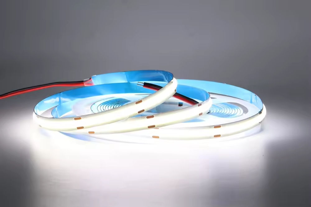 ขาวอมฟ้า 6500k