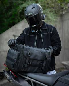 Muestra Gratuita de Bolsas Laterales Impermeables para Motocicleta de Aventura de 48L, Logotipo Personalizado, PVC, PU, para Viajes, Ciclismo, Campamento y Senderismo - Product Image 3