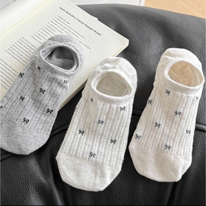 Invisible Seamless Thin <b>Socks</b> With Bow Pattern <b>Breathable</b> Women's Short <b>Socks</b> For Spring Summer Wear - Product Image 2