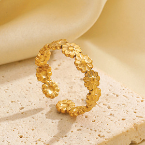 Anillo Floral Minimalista <span class=keywords><strong>de</strong></span> Acero Inoxidable, Estilo Europeo y Americano, Personalizado, Hip Hop, Geométrico, Flor Pequeña - Product Image 3
