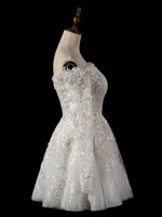 Robe de mariée courte en dentelle à manches longues de haute qualité, robe de mariée sur mesure