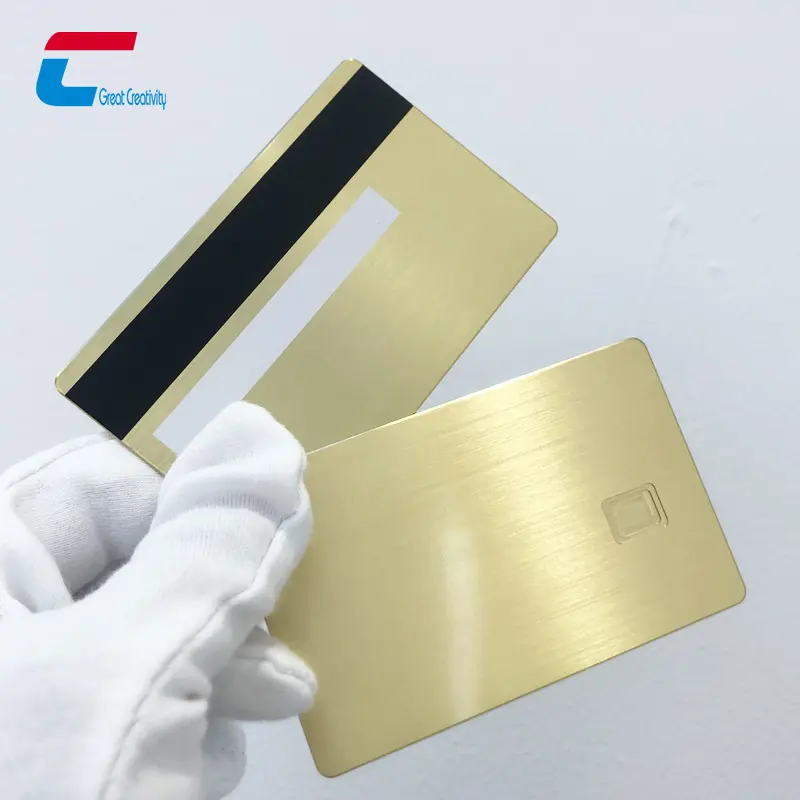 Carta in metallo con chip EMV 4442 spazzolato oro con carta Master a banda magnetica biglietto da visita in metallo nfc