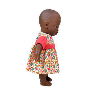 Giocattoli educativi con bambina nera in costume - Product Image 2