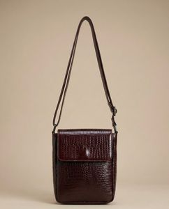 Sac messager en cuir de crocodile pour homme, marron foncé, avec fermeture éclair, bandoulière, sac à bandoulière durable - Product Image 4