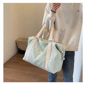 Sac de sport personnalisé avec logo pour activités de plein air, sac de yoga, sac de fitness, sac de voyage à bandoulière pour hommes et femmes - Product Image 6