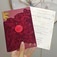Ensemble d'invitations de mariage élégantes en velours avec impression typographique, carte d'invitation dorée avec sceau de cire pour un mariage moderne et unique