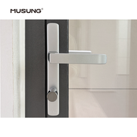 Nouvelle porte extérieure en aluminium très vendue, conception à seuil bas sur mesure, étanchéité supérieure pour villas et maisons jumillées