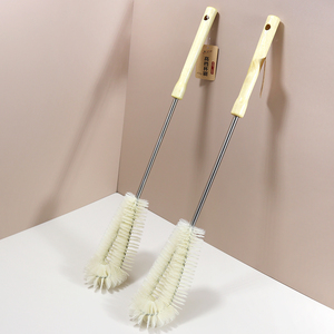 JY1605 Eco-friendly Wooden Pole Long Wooden Hanger with Pure Water <strong>Bottle</strong> <strong>Brush</strong> Made From PP Material 70g - Product Image 1