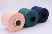 100% fil en peluche de velours de cerf de polyester recyclé évacuant l'humidité pour la couture/tricot/tissage de luxe-pour