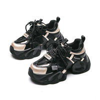 Semelle épaisse chaussures de mode femmes explosives automne et hiver nouvelles chaussures de course de sport toutes tendances chaussures légères pour femmes