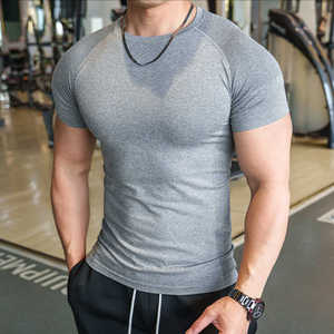 En stock T-shirt en nylon d'entraînement de compression pour hommes sans couture à séchage rapide <span class=keywords><strong>Gym</strong></span> Athletic Running Stretchy Tee Shirts <span class=keywords><strong>Top</strong></span> - Product Image 3