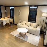 20 pieds 40 pieds Villa préfabriquée de luxe Maison portable extensible avec 3 chambres Maison préfabriquée en conteneur