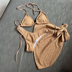 Tendências americanas Atacado Etiqueta Personalizada Mulheres Duas Peças Halter Top Triângulo Biquíni Set Sexy Maiô Fatos De Banho Com Cover up - Product Image 2