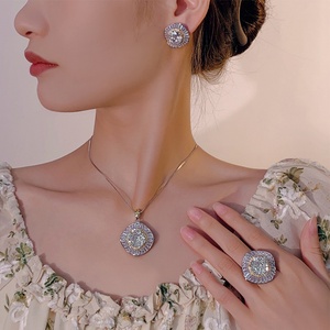 Eco-friendly Copper Gold Plated 14-10MM White Zircon Necklace <b>Earrings</b> Ring Jewelry <b>Sets</b> for Wedding for Romantic Bridal Style - Product Image 6
