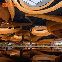 Rideau décoratif en maille d'acier inoxydable doré flexible et élégant pour restaurant, lustre