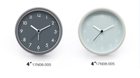 Horloge de bureau en métal moderne et minimaliste de 4 pouces Décoration intérieure personnalisée Café Hôtel Réveil étudiant Alarme Affichage à quartz Aiguille