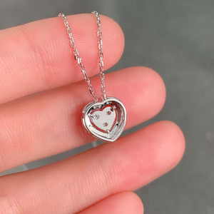 Collana con Doppio Ciondolo a Cuore per Donne, Gioiello Elegante e alla Moda per Uso Quotidiano, Idea Regalo - Product Image 3