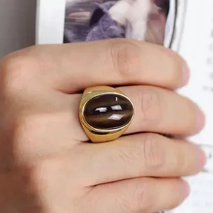 Venta al por mayor minimalista estilo callejero 18K chapado en oro joyería de acero inoxidable geométrico ovalado verde ágata Ojo de Tigre anillo de piedra - Product Image 1