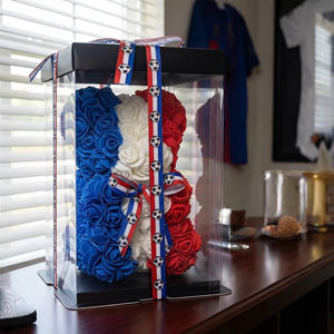 Boîte cadeau ours en fleurs artificielles France, roses bleues, blanches et rouges, ours en peluche pour les fans de football, souvenir en gros - Product Image 3