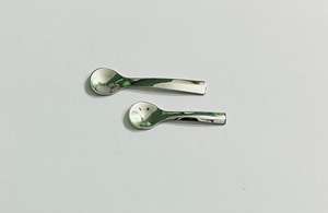 Cuillère professionnelle pour shilajit, conçue pour une distribution précise des compléments alimentaires, favorise la routine de bien-être quotidienne. - Product Image 3